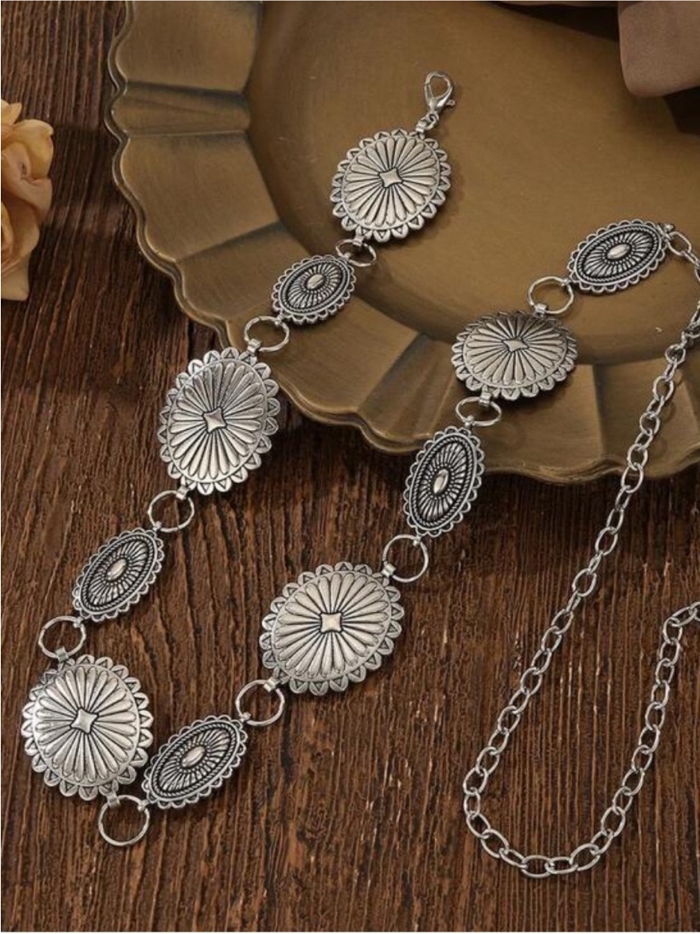 Silver Vintage Concho Chain Belt NEW 🏷️ - Picture 4 of 4
